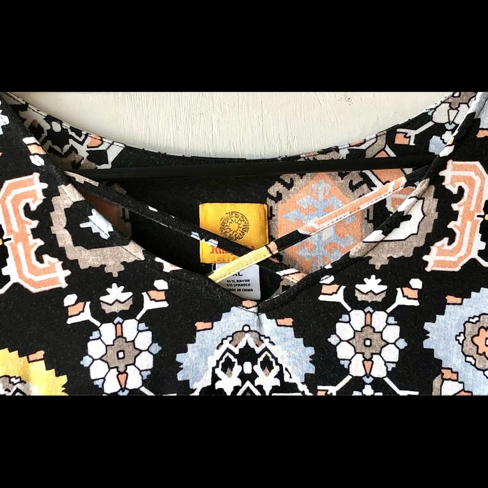 🌺 Ruby Rd. Multicolor Patterned Blouse XL - Picture 2 of 4